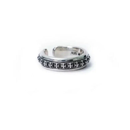 CH PLUS PYRAMID OPEN BAND RING 4